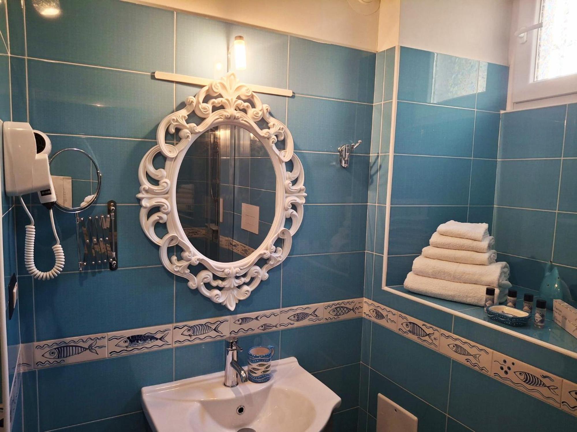 Inn Alta Marea Salerno Zewnętrze zdjęcie
